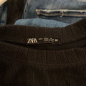 Zara Classic Black Ribbed Sweater